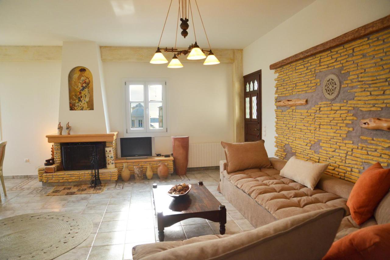 Villa De Viento Tripití Eksteriør bilde