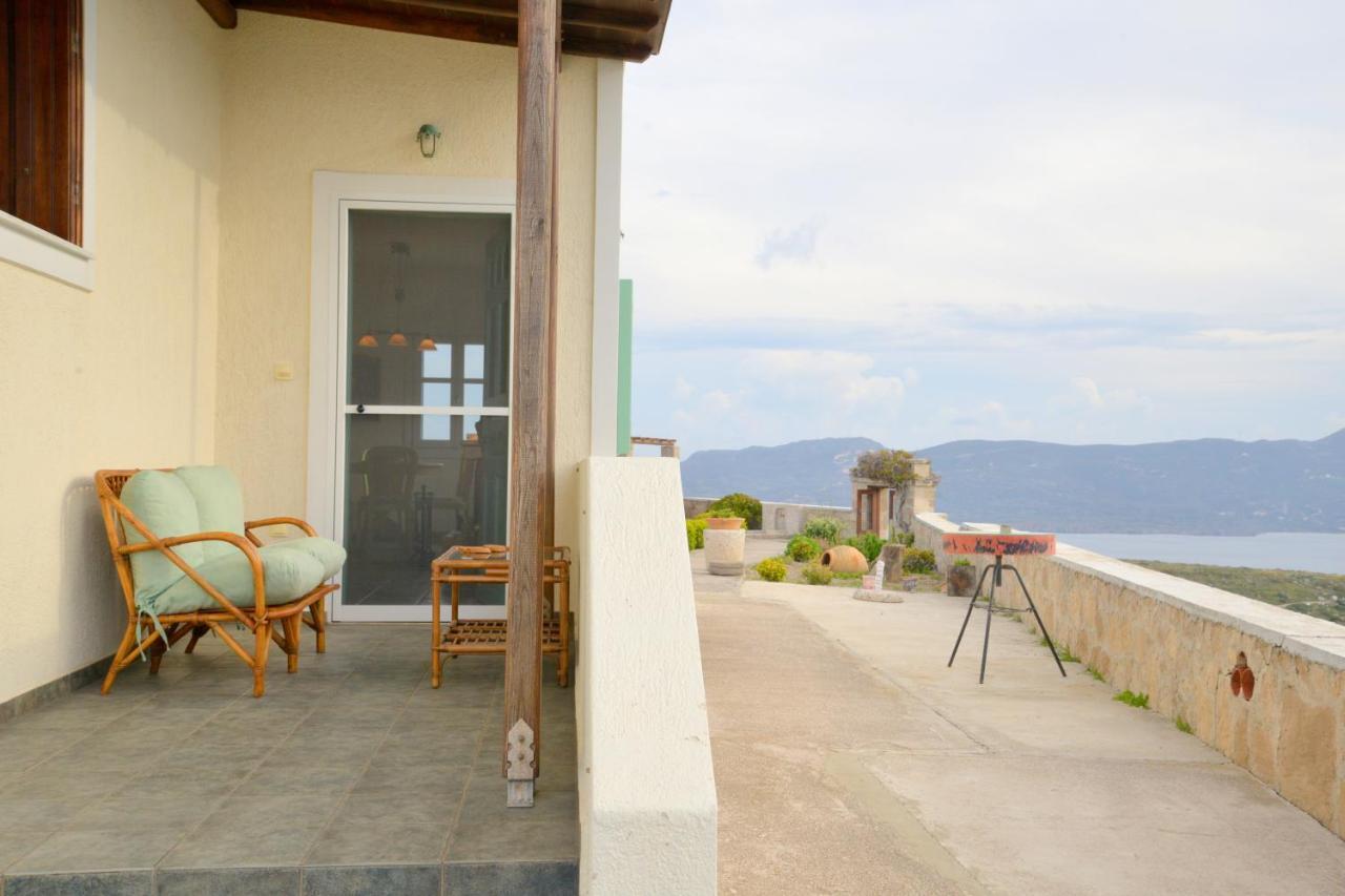 Villa De Viento Tripití Eksteriør bilde