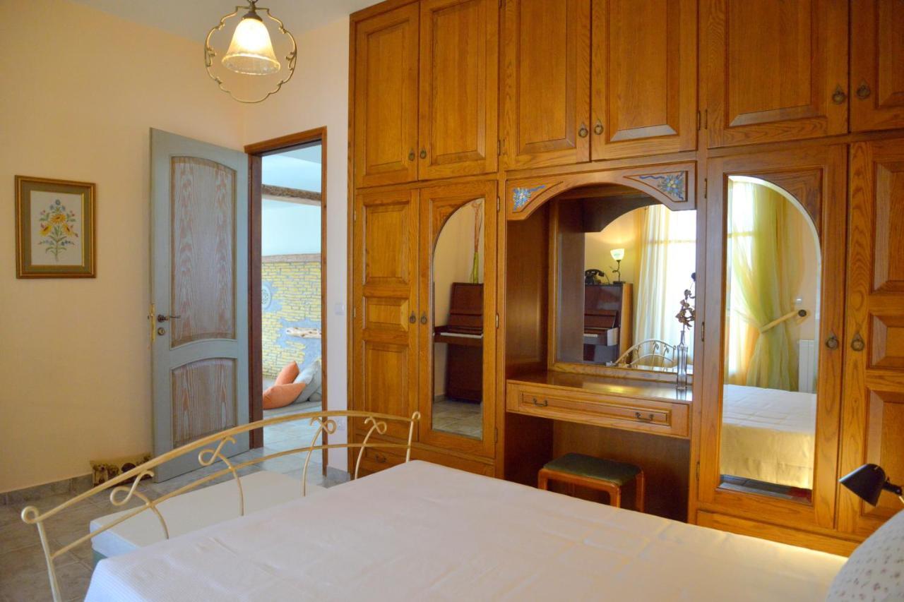 Villa De Viento Tripití Eksteriør bilde