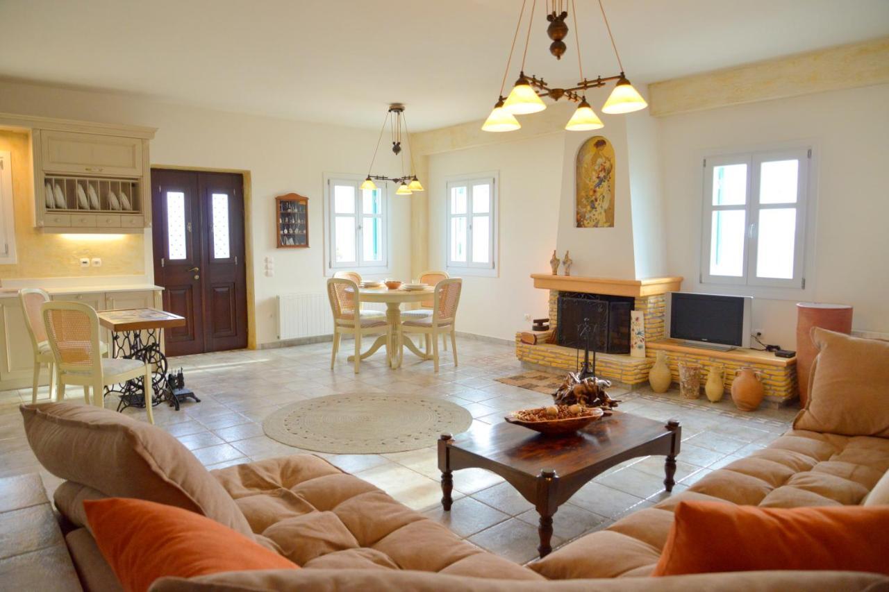 Villa De Viento Tripití Eksteriør bilde