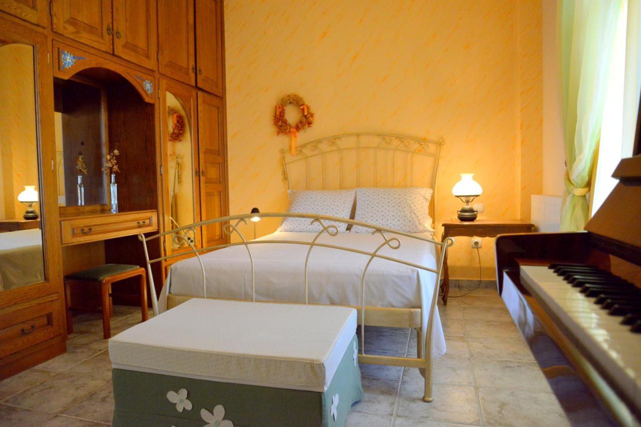 Villa De Viento Tripití Eksteriør bilde
